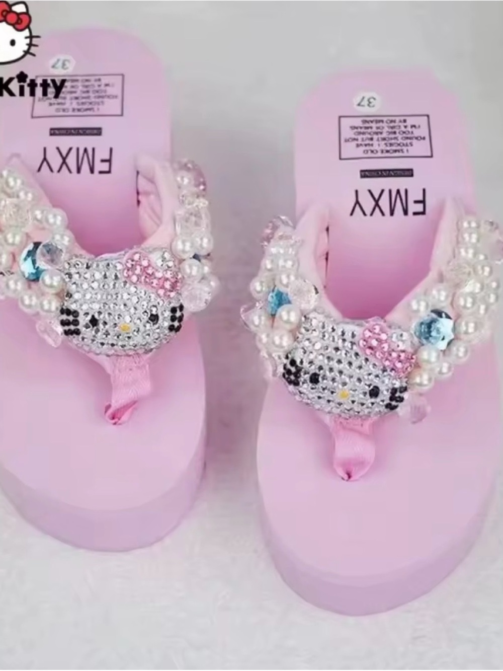 Kids Pink Embellished Hello Kitty Platform Sandals